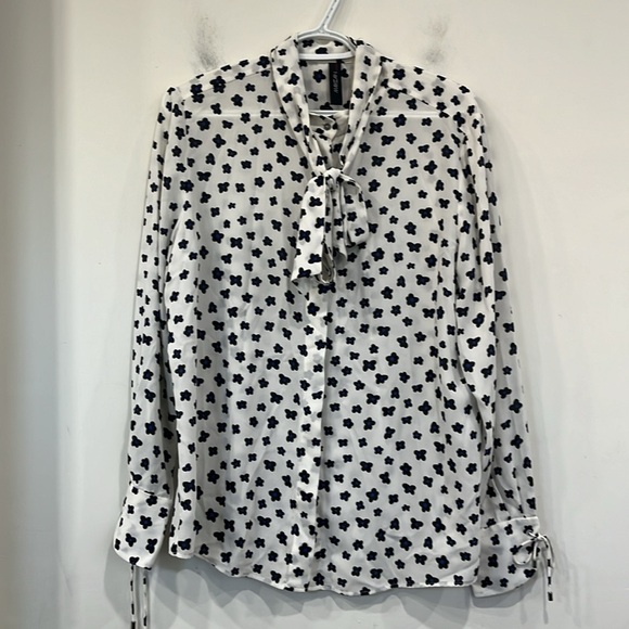 Marc Cain Button up Shirt Front Bow Floral White Black Blue size 5 - Picture 4 of 16